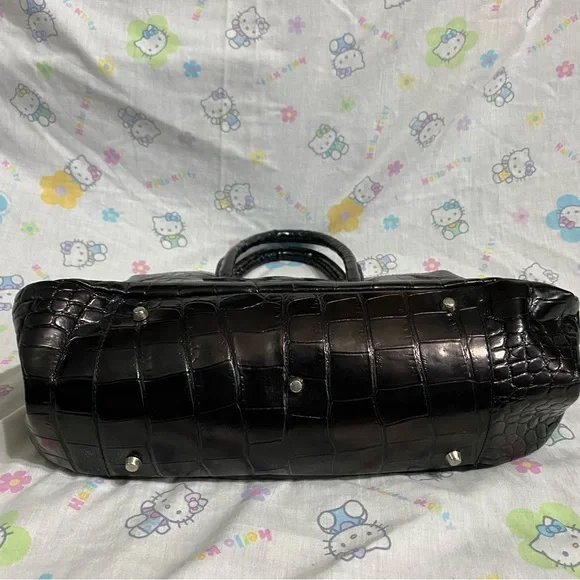 Vintage Furla embossed leather handbag - Used Great Condition - Picture 3 of 7